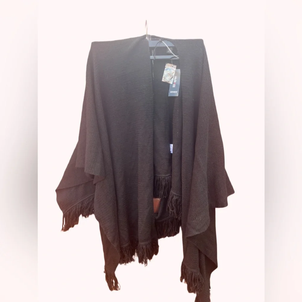 Elegant Vintage Soul Black Retro Shawl Poncho Wrap with Fringe Deadstock NWT NEW